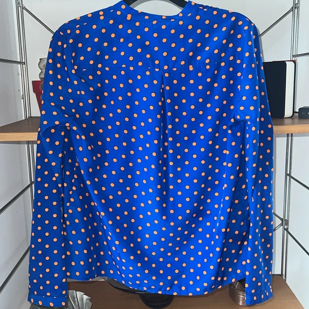 Kut from the kloth 2 front pocket button up blouse royal blue orange polkadot XS - Picture 4 of 5